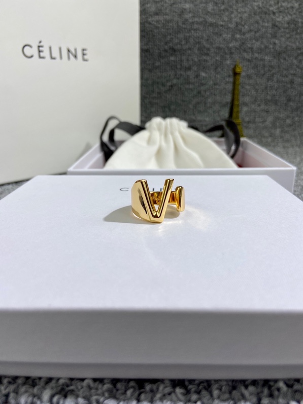 Celine Earring 05lyr287